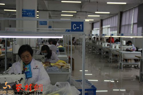 紫陽縣毛壩鎮又一家 社區工廠 開工啦