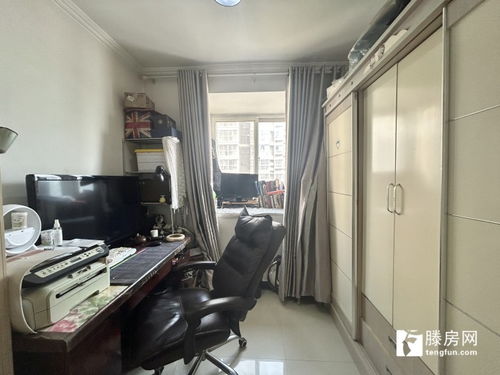 城東 百合花園4室2廳2衛,精裝修,證滿二年,可 中間好樓層,南北通透 滕州二手房出售