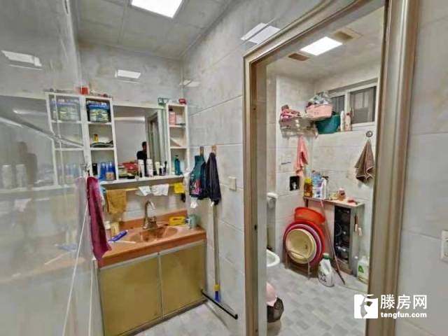 城南 城建清華園,五樓三室兩廳1衛(wèi),110平80萬(wàn)證,滿2帶儲(chǔ) 滕州二手房出售