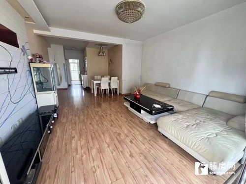 北辛校區對過,上海通盛花園,電梯六樓,南北通透兩室兩廳一衛,可拎包入住,目前單價最低的電梯兩室 滕州二手房出售