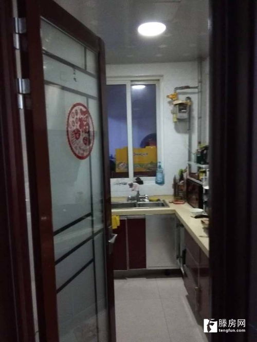 城北 頤和花園電梯15層兩室兩廳一衛85平簡裝79.8萬證滿四年,看房預約 滕州二手房出售