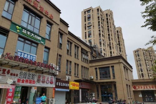 翔和雅苑三區(qū)綜合評析 優(yōu)缺點(diǎn)、居住體驗(yàn)與周邊房產(chǎn)中介服務(wù)